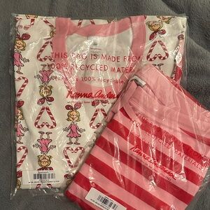 HA Grinch women’s pajamas large BRAND NEW